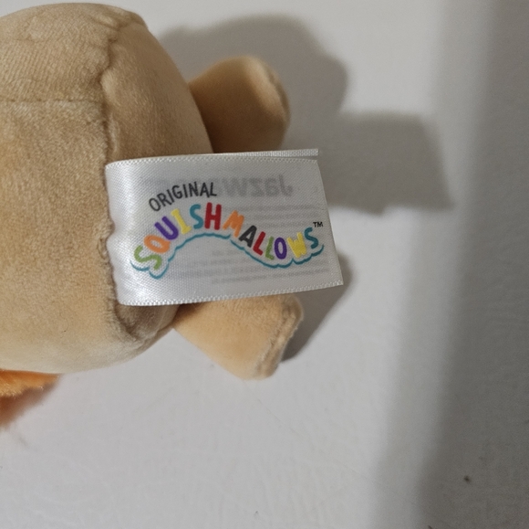 Squishmallow 3.5in Clip Shasta the orange Bigfoot with head flower - Picture 6 of 6